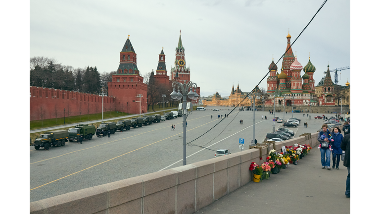 US-Russia Relations / Unconventional Healing