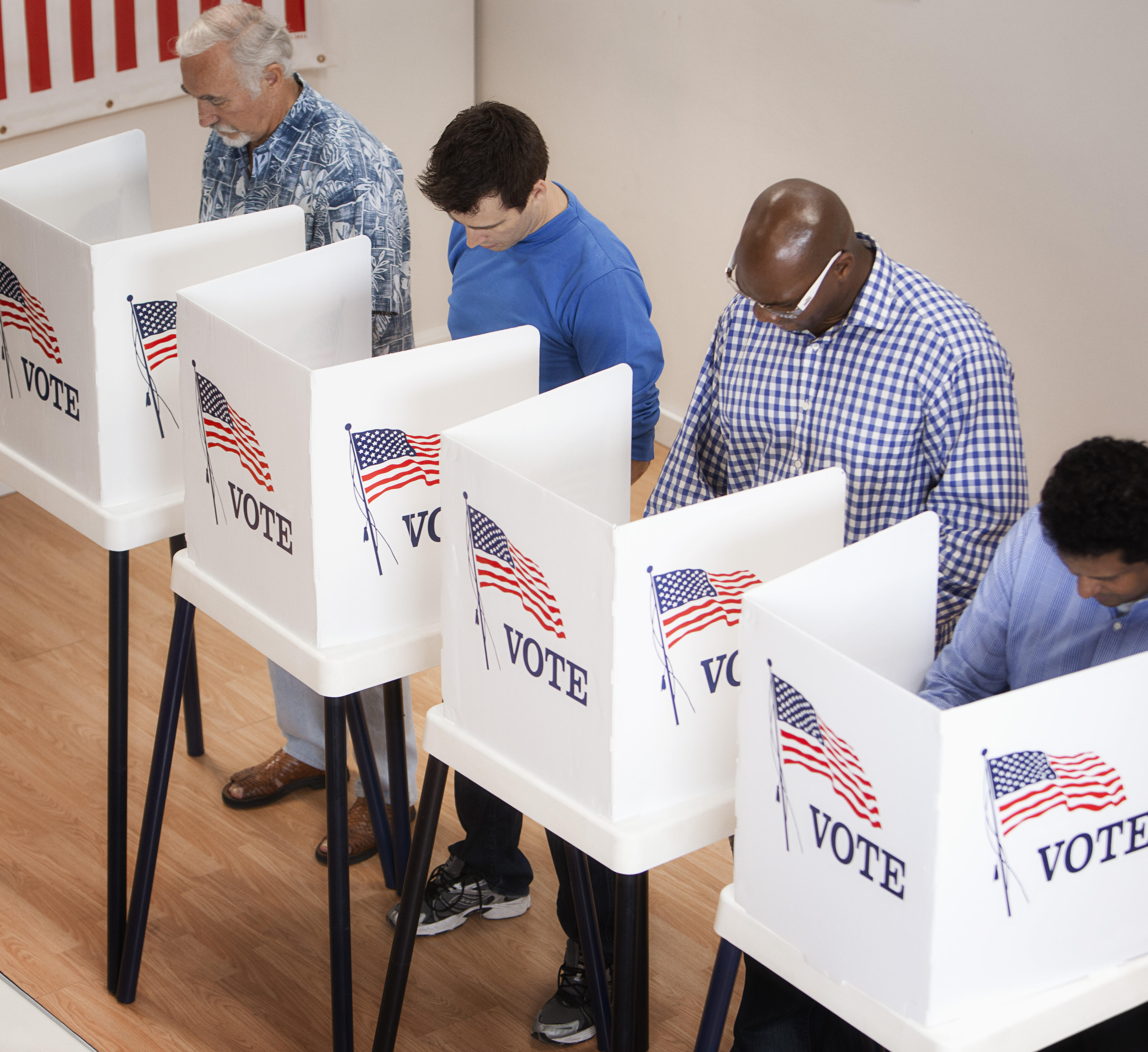 Также выборы. Избирательный ящик в США. Elections in the USA. Election Day USA. Урны выборы США.