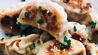 Hometown Hustler: Ken and Beckii of Ken's Porkstickers!