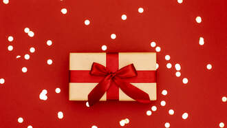 Local Going Viral With Her Creating A Care Package For Local Trash Guy! 