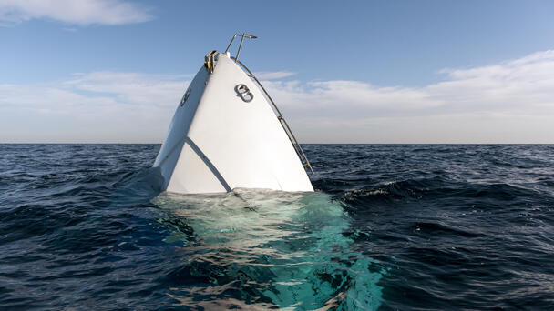 $1 Million Luxury Yacht Sinks Minutes After First Voyage