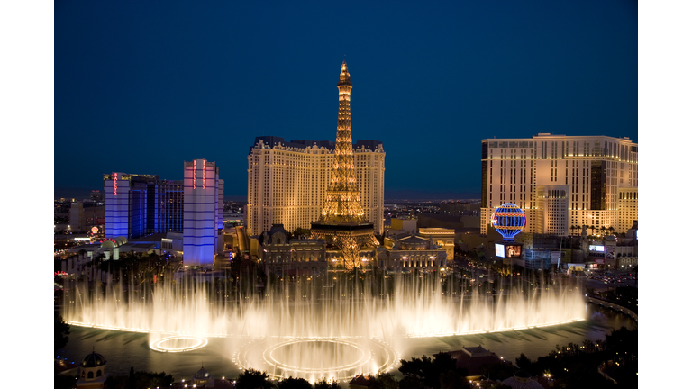 USA, Las Vegas, Nevada, view of Bellagio Fountain, Bally's and Paris Casinos