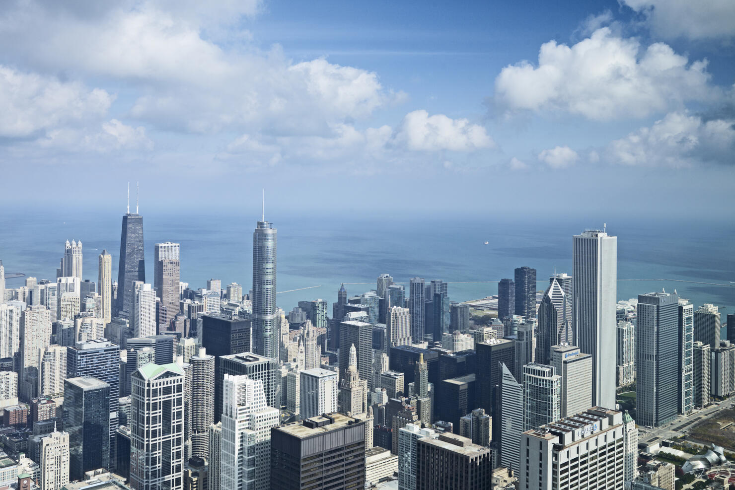 Cityscape and Lake Michigan, Chicago, Illinois, USA