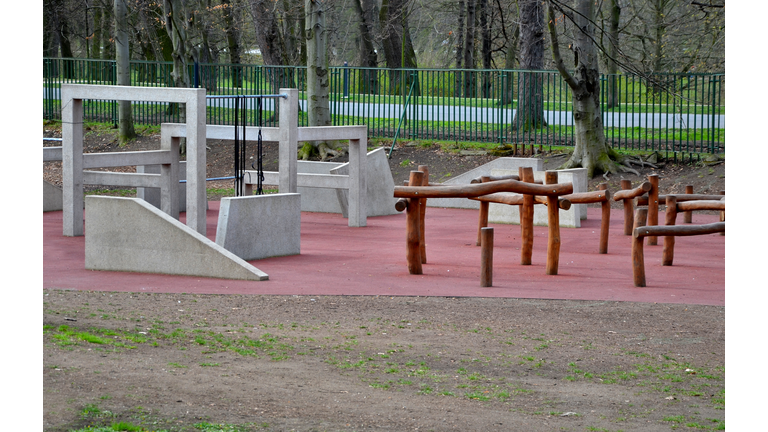 Parkour a new sport. Its purpose is to learn to move effectively and manage various obstacles