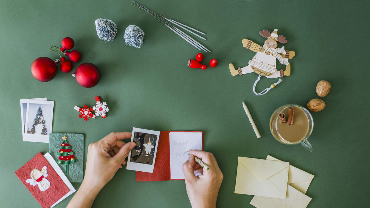 54% Prefer Paper Greeting Cards During the Holidays