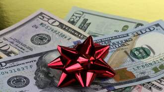 Giving Cash As Holiday Gifts Is “Very Acceptable” To Most Of Us