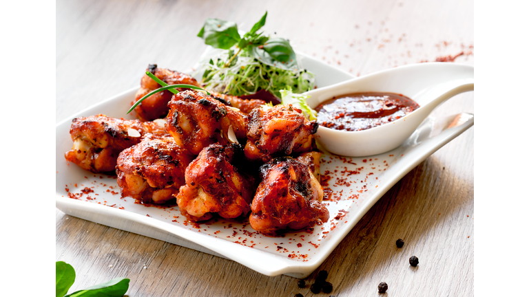 Grilled chicken wings