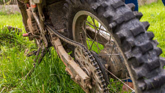 >>Dirt Bike Driver Wanted After Fleeing Police