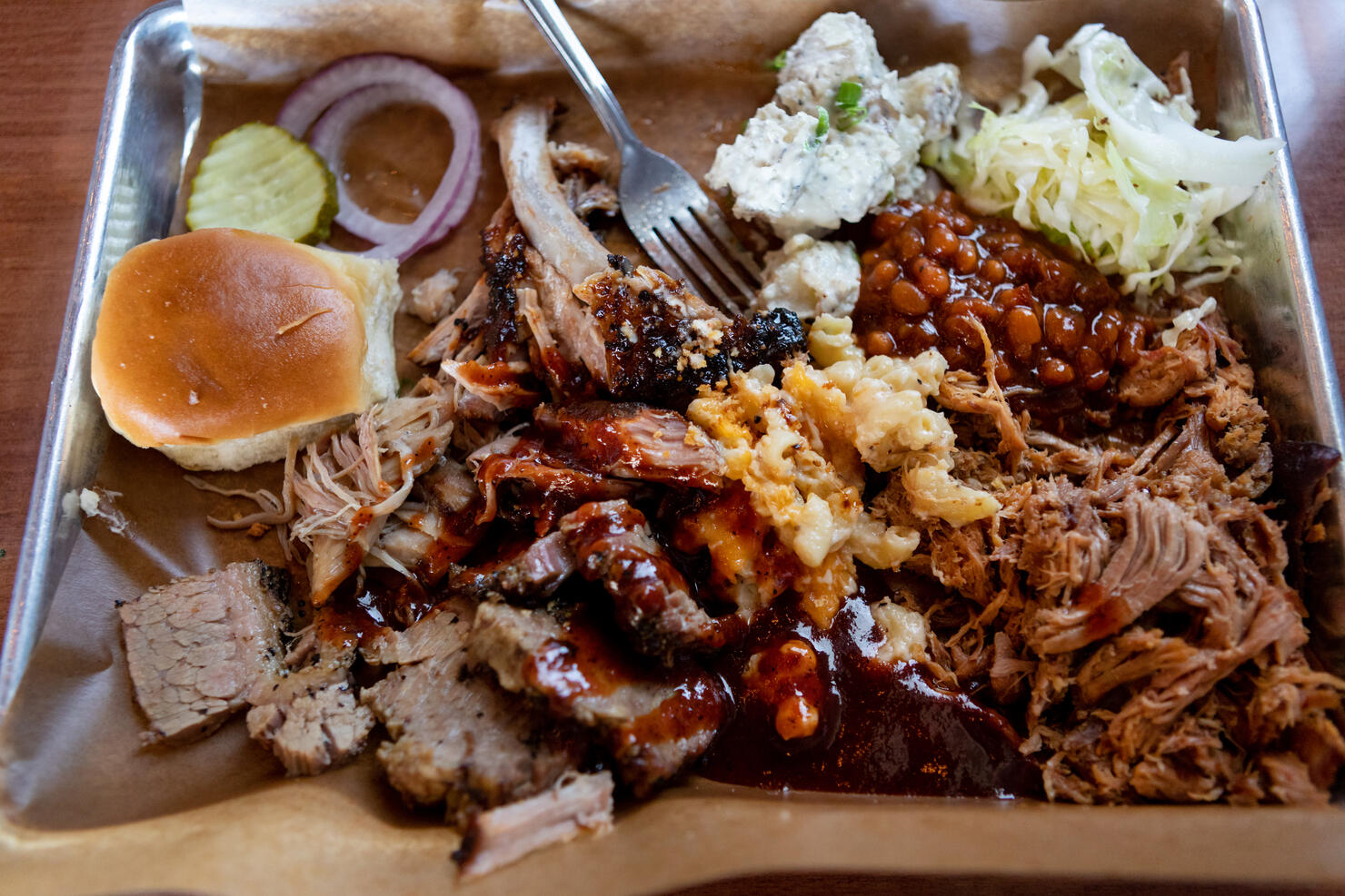 Barbecue Chain Crowned The 'Best Casual Restaurant' In Florida | iHeart