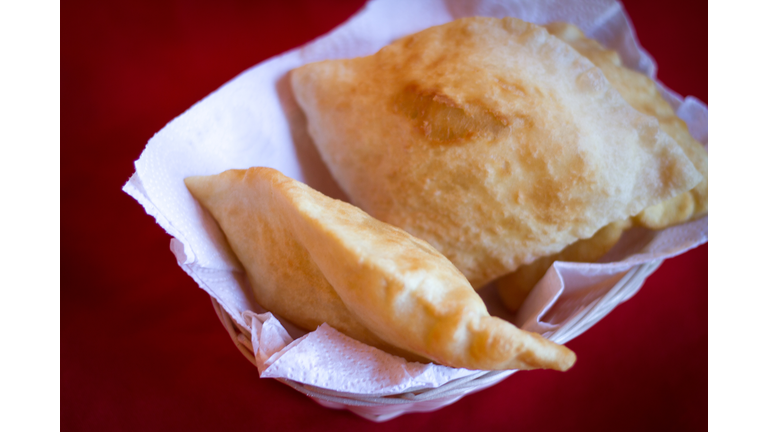 Southwest New Mexican Cuisine: Basket of Sopapillas (Close-Up)