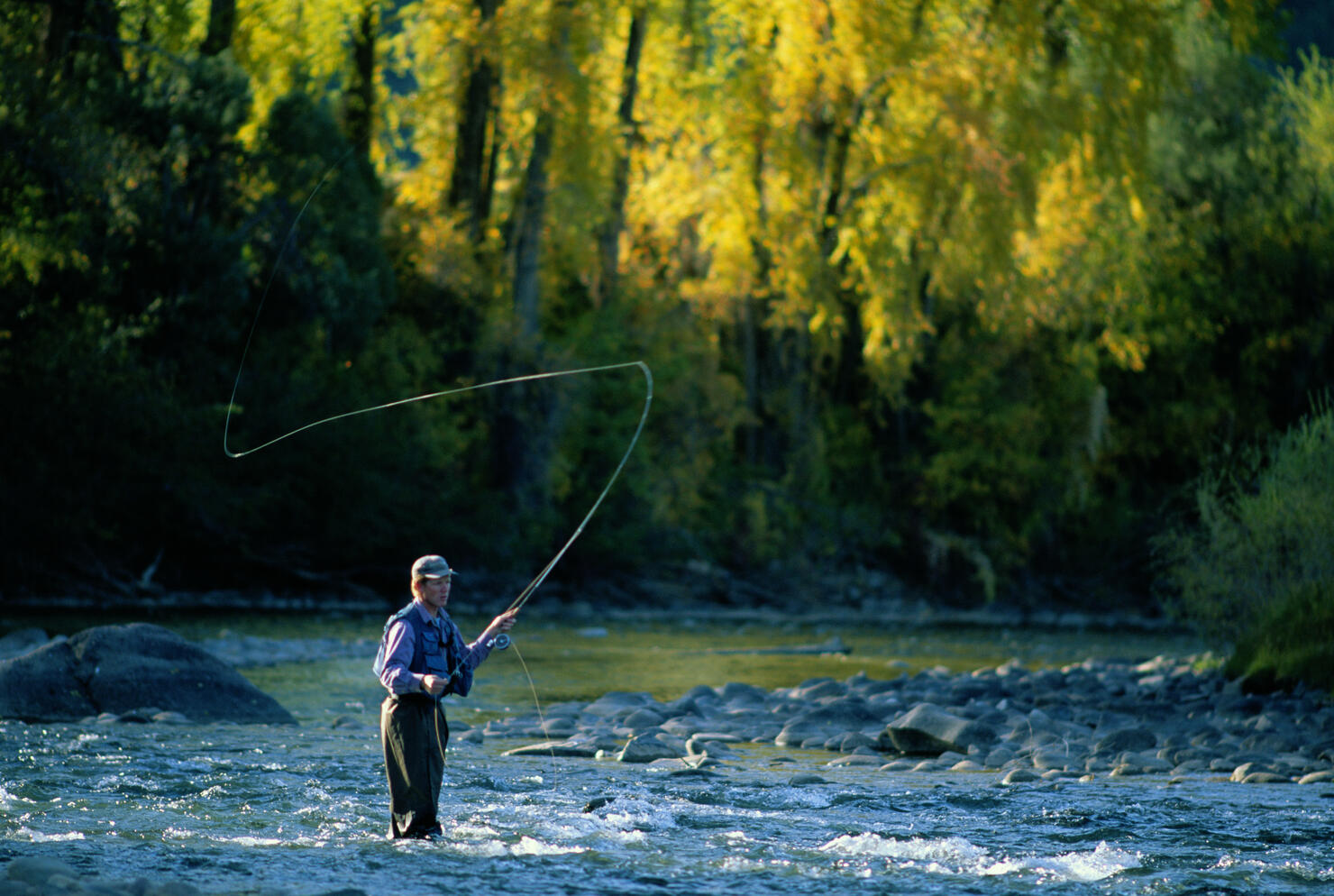 AUTUMN FLY FISHING, CRYSTAL RIVER WESTERN COLORADO