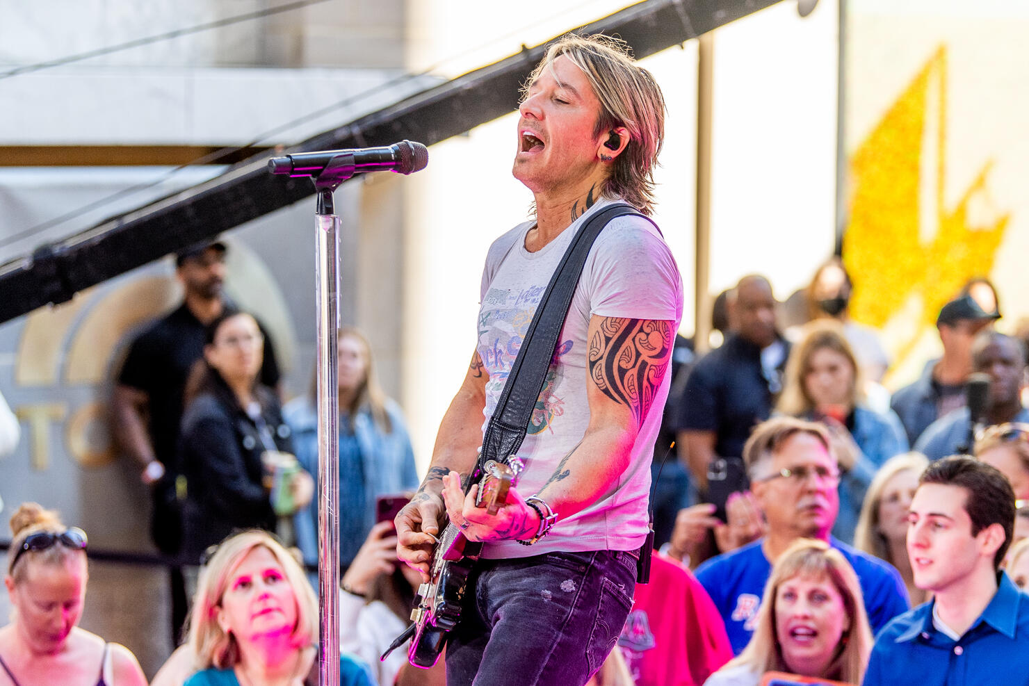Keith Urban Performs On NBC's "Today"