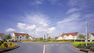 Watch Car Take a 'Shortcut' Through Roundabout