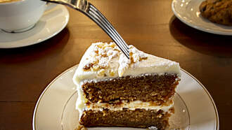 The Best Cake Shop In Kentucky Promises A Sweet Escape 