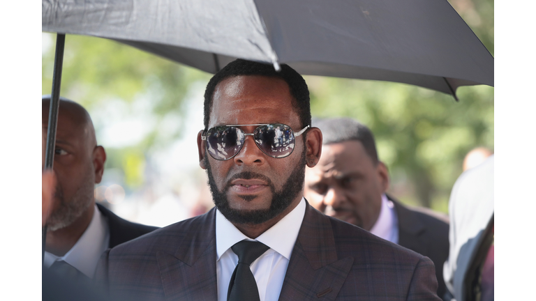 R Kelly Returns To Court For Hearing On Aggravated Sexual Abuse Charges