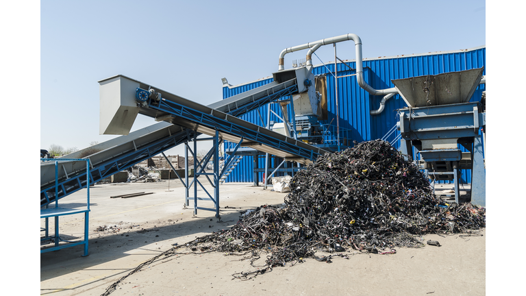 Plastic recycling facility