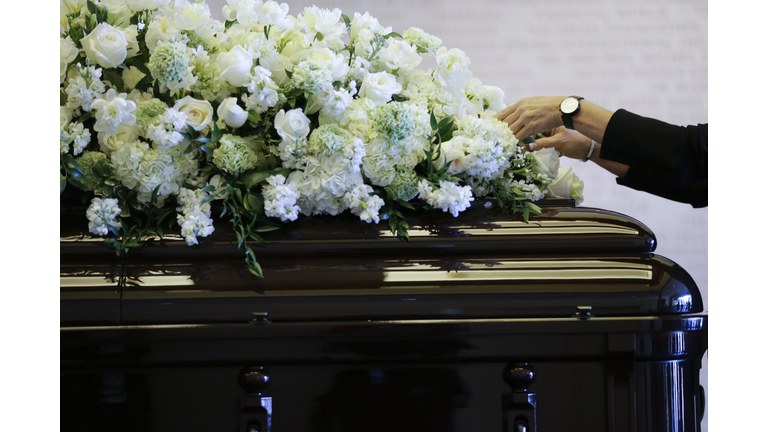 The Family of a Florida Man Write Up a Rough and Brutally Honest Obituary