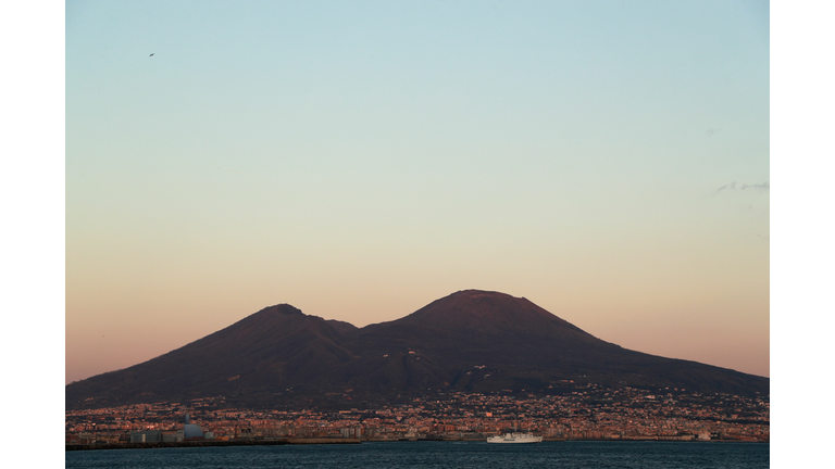 ITALY-VESUVIUS-FEATURE