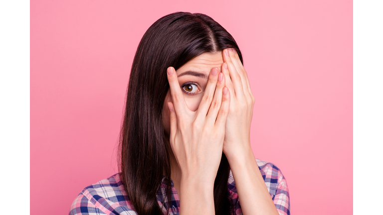 Close-up portrait of her she nice-looking attractive charming lovely confused worried puzzled straight-haired lady closing face palms isolated over pink pastel background