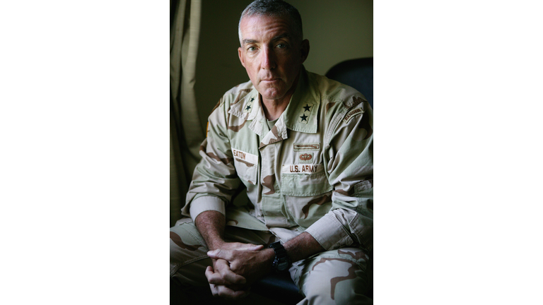 General Petraeus Charged With Overseeing Transition Of Power In Iraq