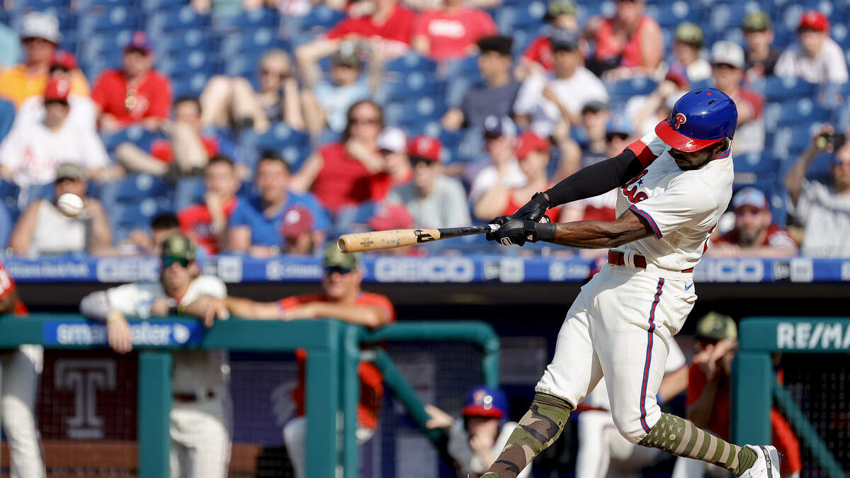 Rays sign veteran Roman Quinn to replace Harold Ramirez