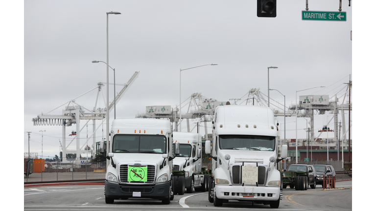 Truckers Protest Over Labor Law Block Operations At Port Of Oakland