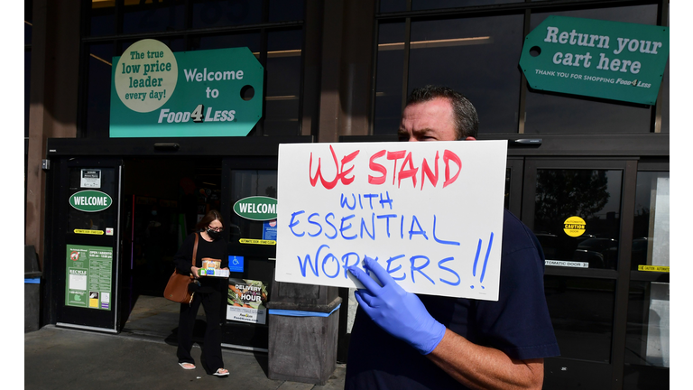 US-HEALTH-VIRUS-LABOR-SUPERMARKETS-PROTEST