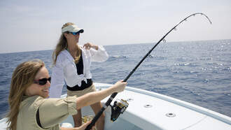 Things men do that women get judged for doing 