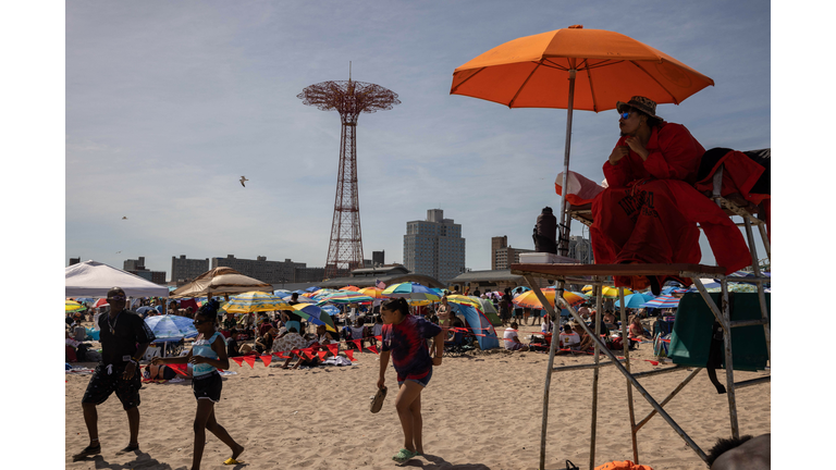 US-HOLIDAY-WEATHER-BEACH