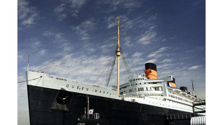 Live Aboard the Haunted Queen Mary