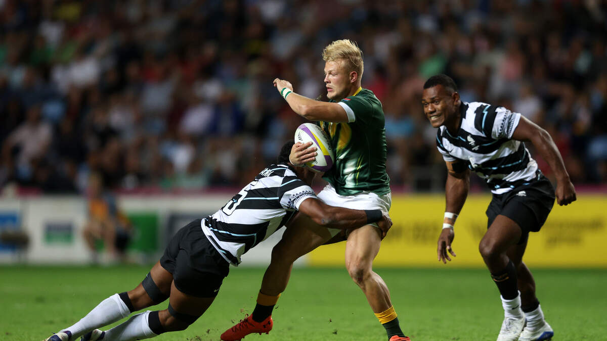 A Rugby Player's Testicle Explodes After He Gets Kneed in The Nuts 94