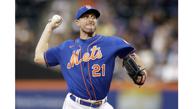 Atlanta Braves v New York Mets - Game Two