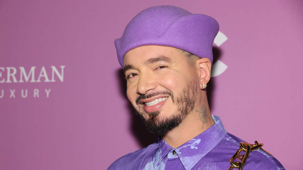 Global superstar J Balvin to headline 2022 NFL Kickoff Concert on Sept. 8