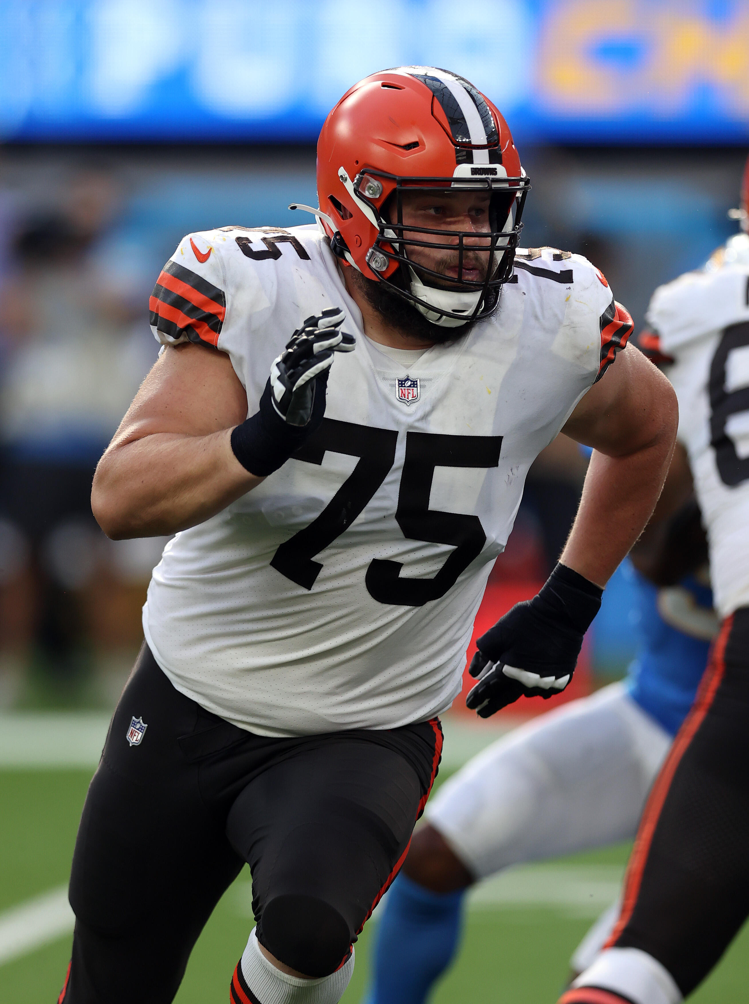 Joel Bitonio's impressive journey: Wilson High to NFL standout