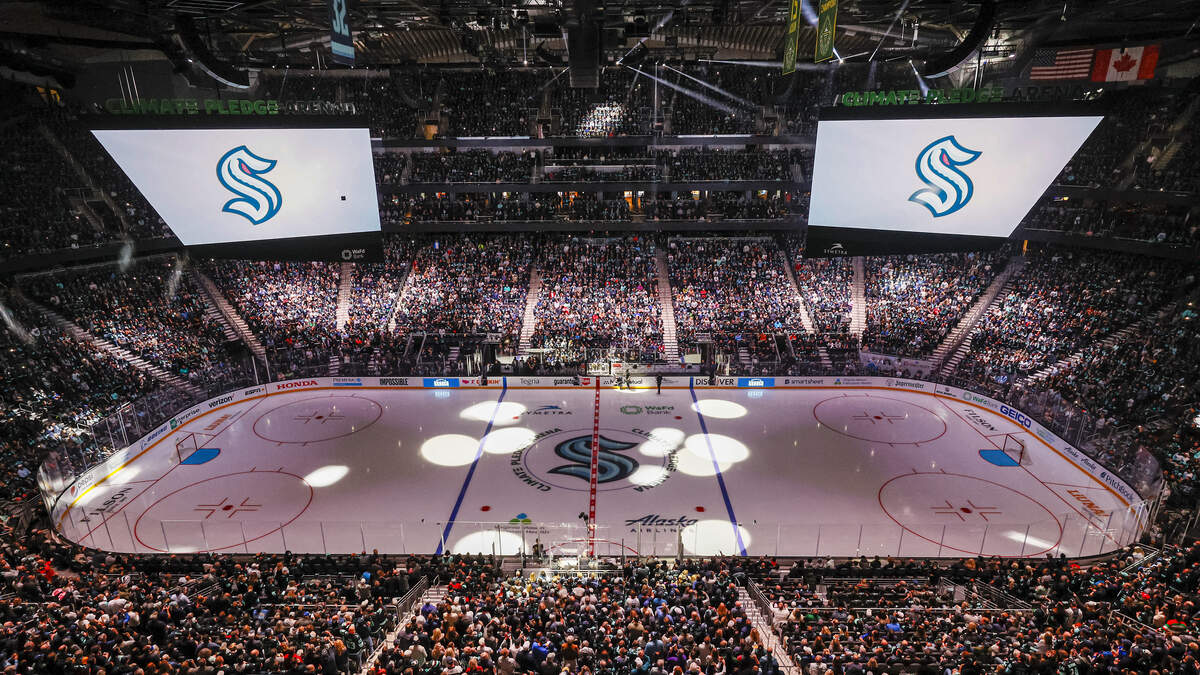 Kraken officially released in Seattle: Fans turn new Climate Pledge Arena  into a roaring hockey house – GeekWire