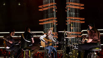 Morgan Wallen covers Linkin Park hit in New Jersey (video)