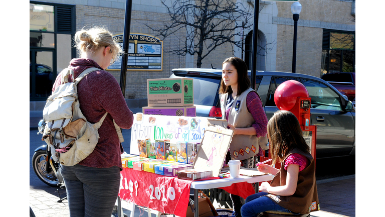 US-CULTURE-COMMUNITIES-GIRLSCOUTS-COOKIES