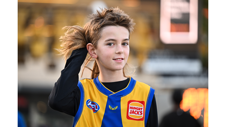 AFL Rd 11 - West Coast v Western Bulldogs