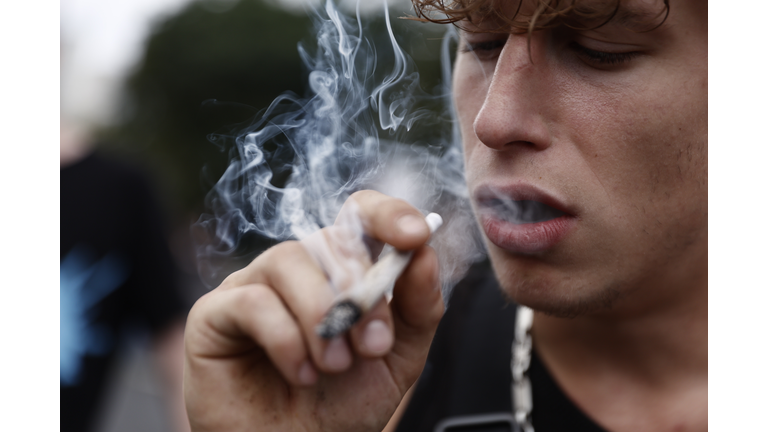 2022 Hemp Parade Urges Cannabis Legalisation