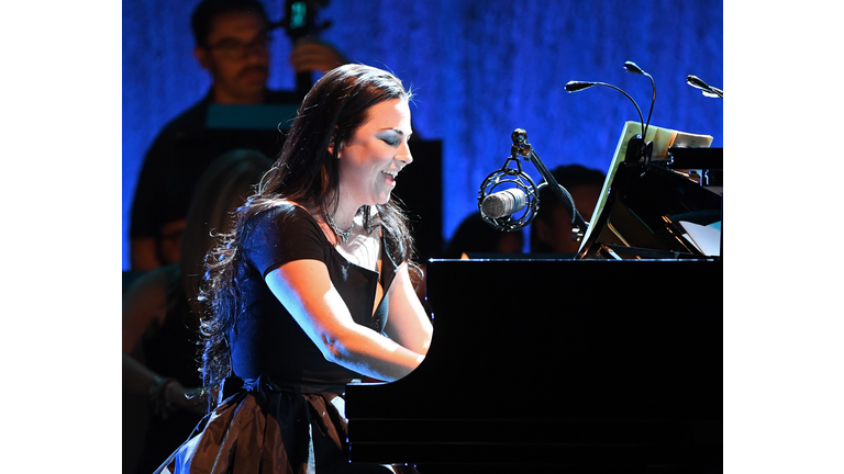 Evanescence Kicks Off Tour At Pearl Concert Theater In Las Vegas