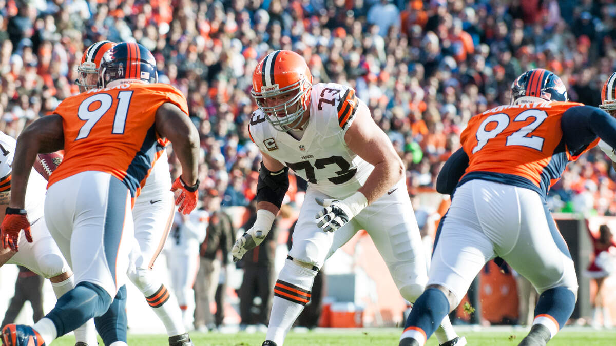 Joe Thomas, Darrel 'Pete' Brewster named to Class of 2022 Browns Legends