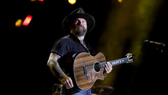 Zac Brown, rightfully so, kicks fan out of show (NSFW video)
