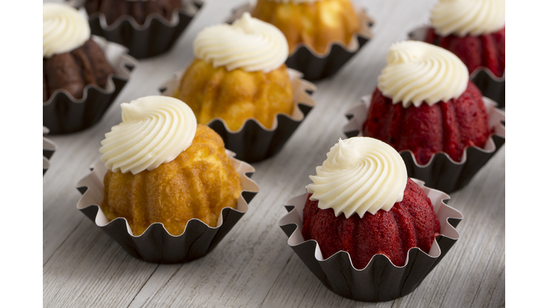 Mini Bundt Cakes with Cream Cheese Icing