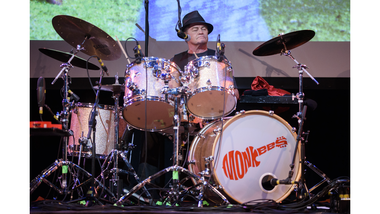 The Monkees Starring Mickey Dolenz And Peter Tork In Concert - New York, New York