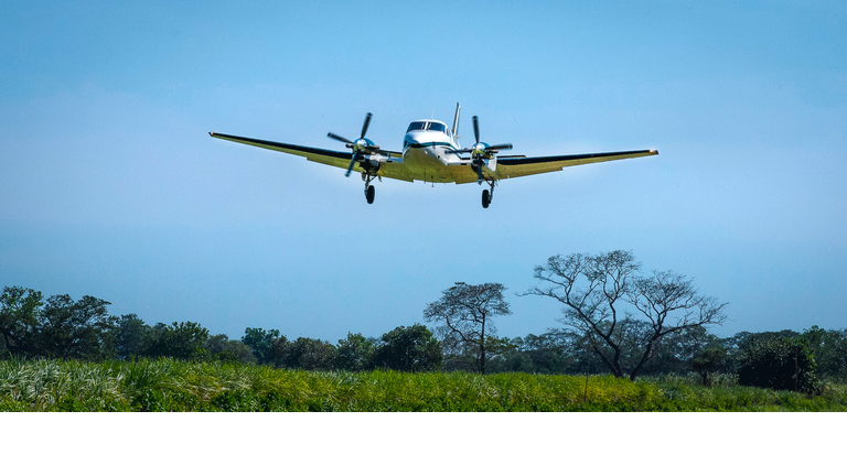 Beechcraft King Air C-90