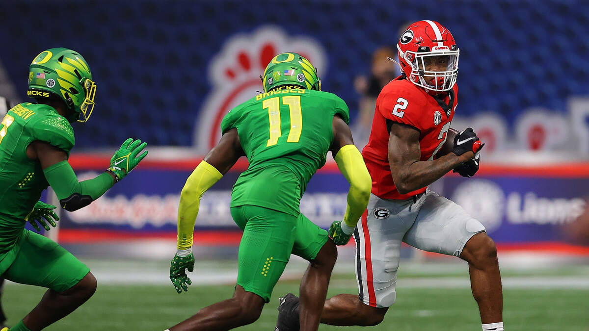 Fight Breaks Out At UGA vs. Oregon KickOff Game 94.9 The Bull Otis