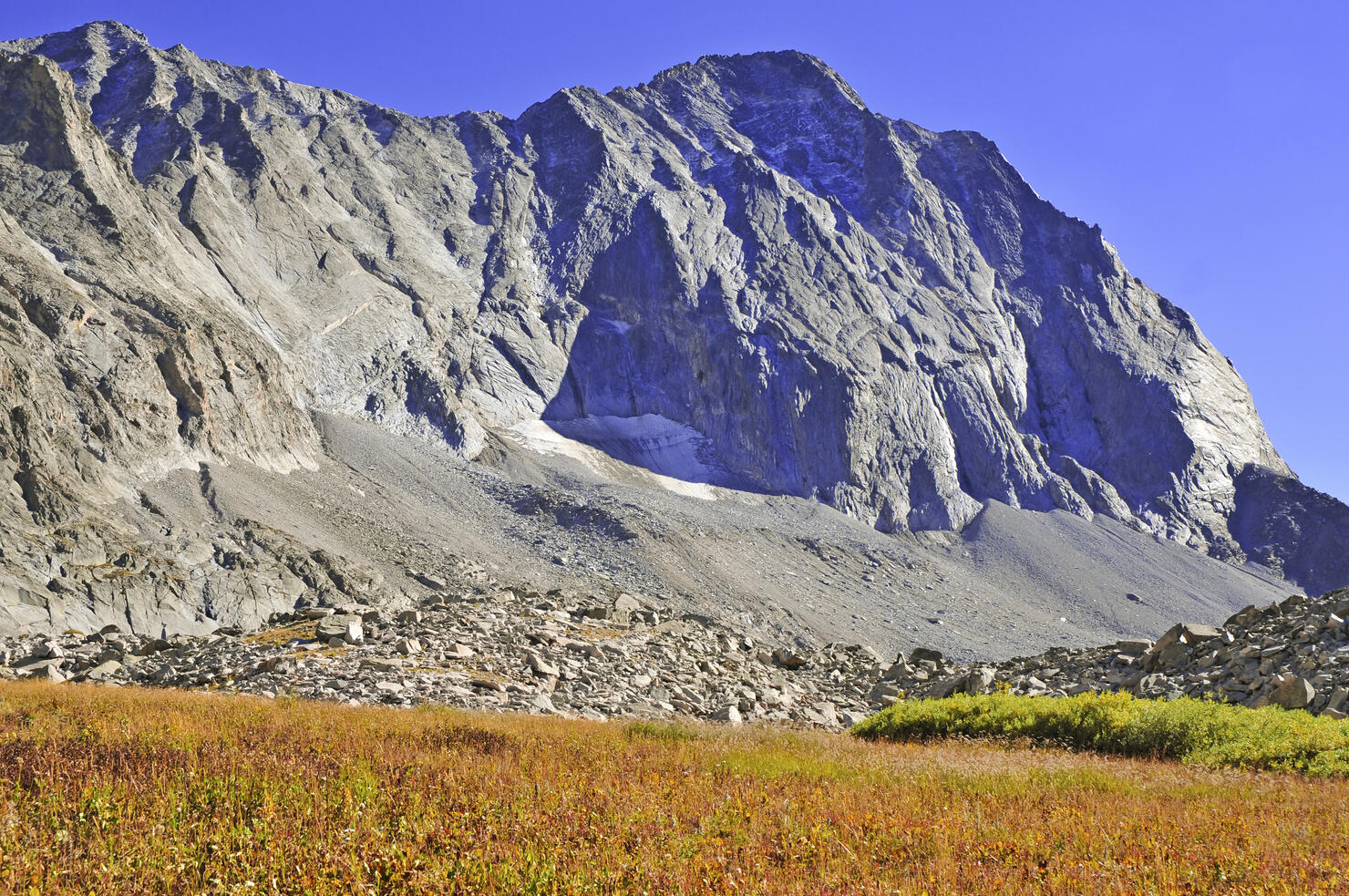 Colorado 14er, Capitol Peak in Autumn colors, Elk Range