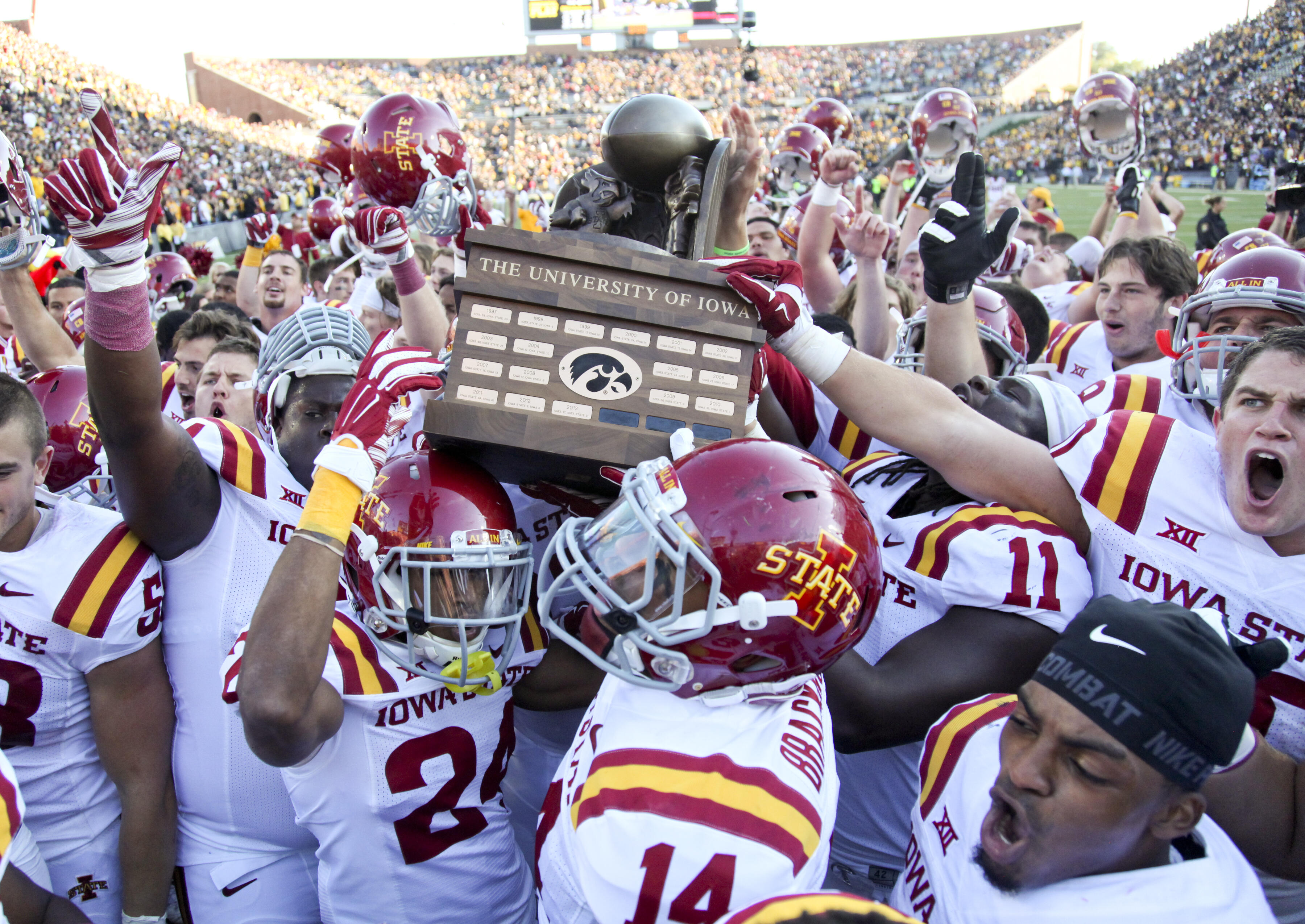 Who will win the HawkeyeCyclone showdown tomorrow? NEWSRADIO 1040