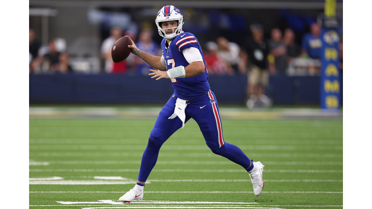 Buffalo Bills v Los Angeles Rams