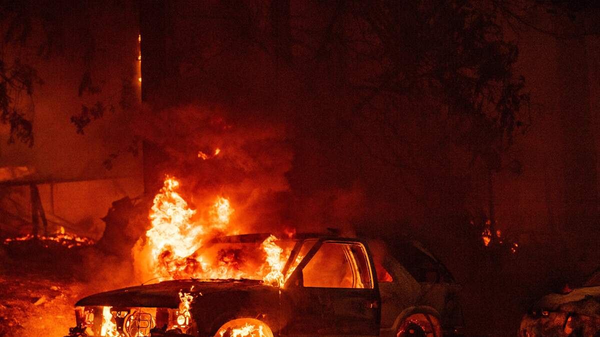 Cars destroyed by fire at Hard Rock Stadium during Patriots-Dolphins